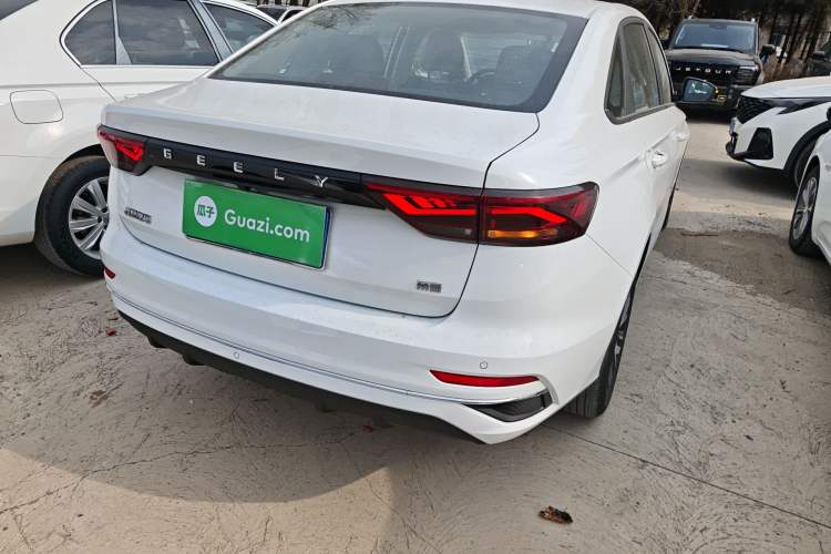 Used Geely Auto Emgrand 2025 4th Generation 1.5L CVT Starry Edition Right Rear Taillight