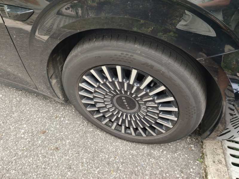 Used Zeekr 009 2022 WE Edition — 16