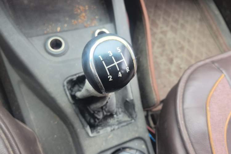 Used Wuling Hongguang 2015 1.2L S Base Model China IV