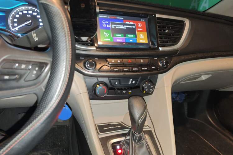 Used Buick GT 2015 15N Automatic Elite Version Audio And AC Panel