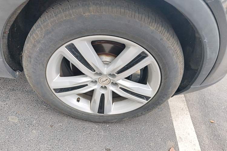 Used Zotye T700 2017 1.8T Dual-Clutch Prestige Model