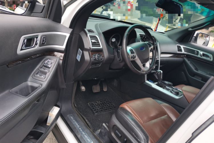 Used Ford Explorer 2013 3.5L Deluxe Model