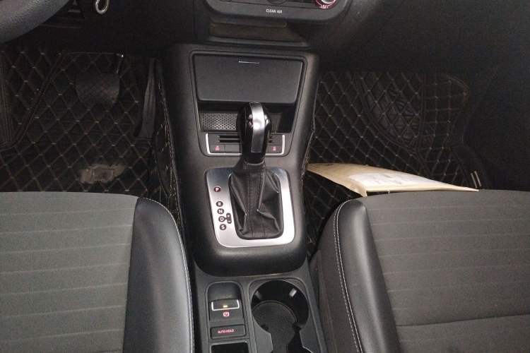 Used Volkswagen Tiguan L 2016 300TSI Automatic Two-Wheel Drive Trend Edition