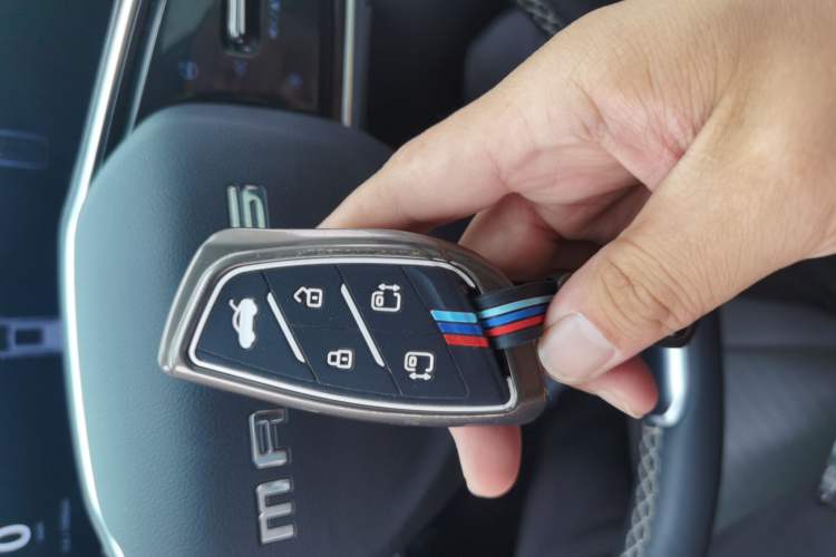 Used SAIC MAXUS G70 2024 2.0T Automatic Flagship Version 7 Seats
