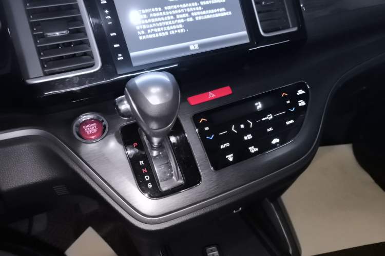 Used Honda Elysion 2016 2.4L Luxury Edition