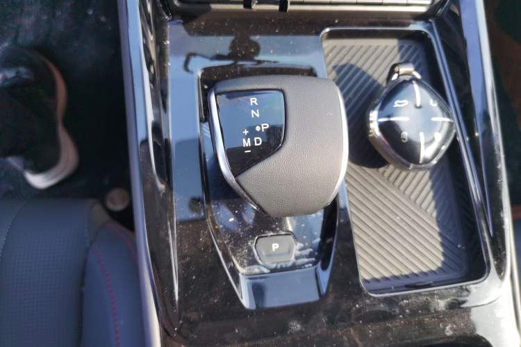 Used JETOUR Dashing 2026 Model—1.5T DCT Luxury Edition
