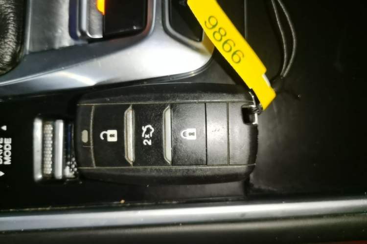 Used CHANGAN CS75 2018 280T Automatic Smart Edition China V-standard Vehicle Key