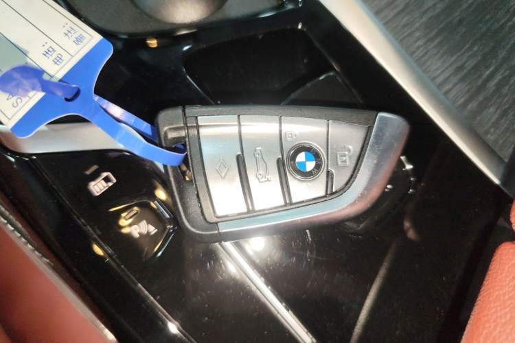 Used BMW 5 Series New Energy 2022 Second Facelift 535Le M Sport Package
