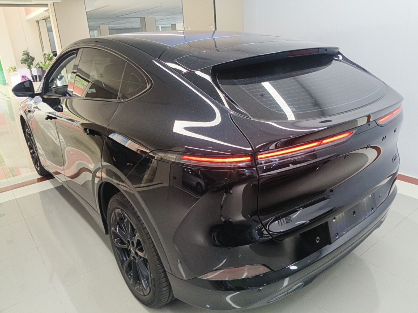 XPeng G6 2025 625 Long-Range Max Tech Edition — снимка 4