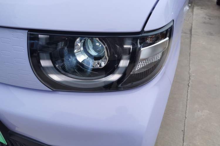 Used Chery QQ Ice Cream 2022 170km Sundae Phosphate Lithium-Ion