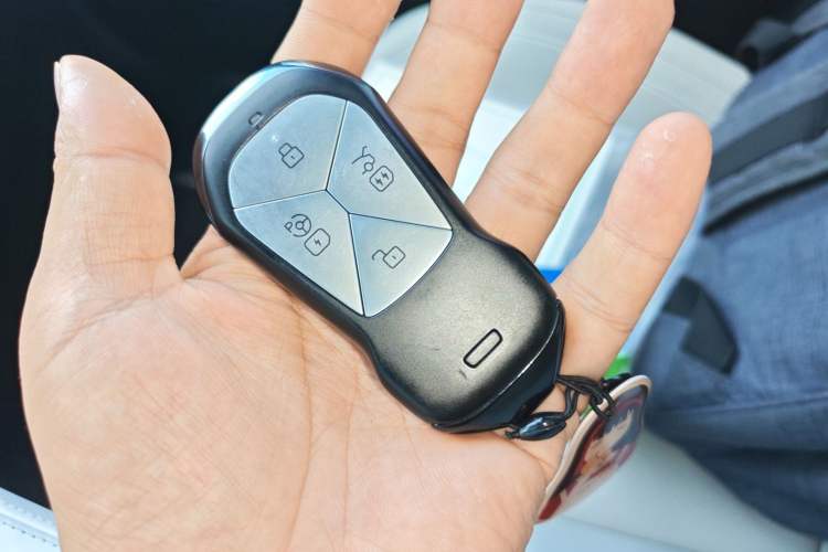 Used XPeng P7 2023 P7i 702 Max Vehicle Key