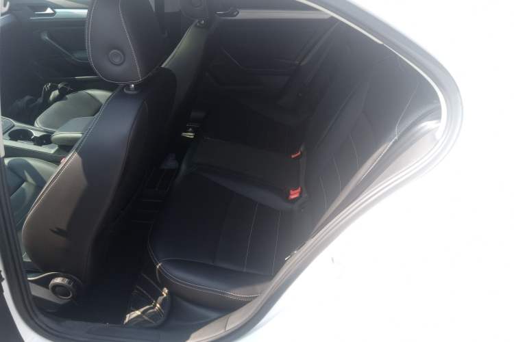 Used Volkswagen Lamando 2018 230TSI DSG Fashion Edition
