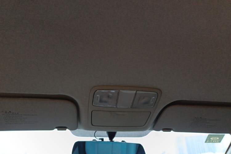 Used Hyundai Celesta 2011 1.6L Automatic Comfort Edition Headliner