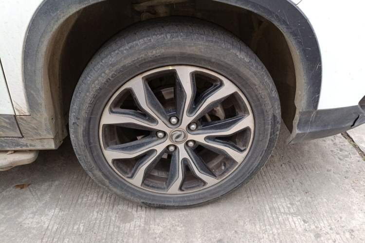 Used FORTHING Joyear X5 2017 Jingxiang Series 1.5T CVT Luxury Model
