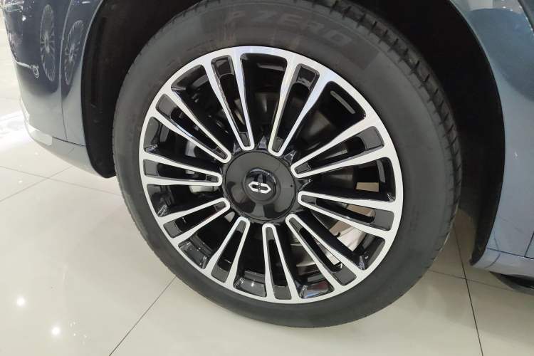 Used Hima AITO M7 2024 1.5T Intelligent Drive Rear-Drive Ultra Version 5 Seats Exterior 4