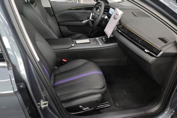 Used Geely Auto Preface 2024 Zhiqing 1.5TD Galaxy Edition
