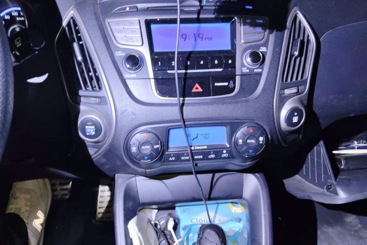 Used Hyundai ix35 2010 2.4L Automatic 2WD Prestige GLS Trim
