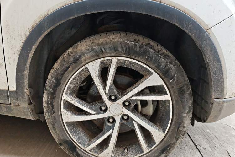 Used Bestune X40 2019 1.6L Manual Luxury Edition China VI
