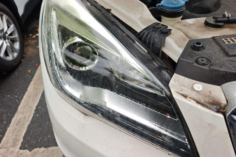 Used CHANGAN CS35 2017 1.6L Automatic Luxury Model Right Front Headlight