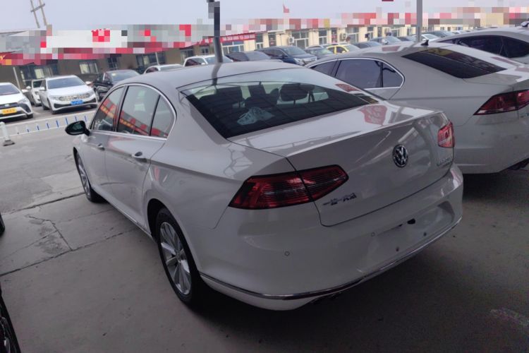 Used Volkswagen Magotan 2017 330TSI DSG Leading Model
