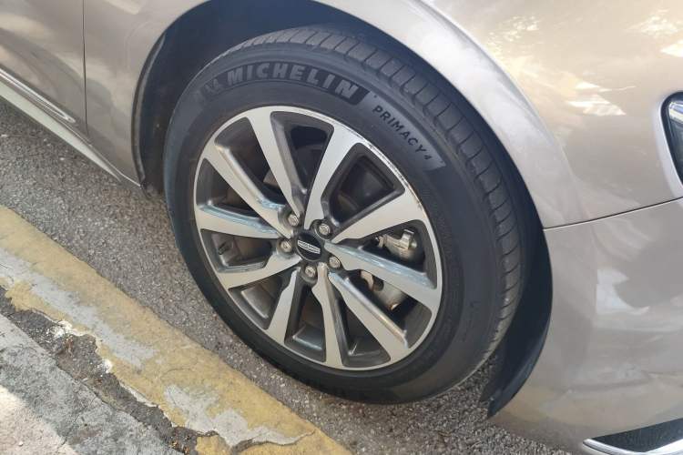 Used Lincoln Continental 2019 2.0T Two-Wheel Drive Luxury Edition China VI Standard