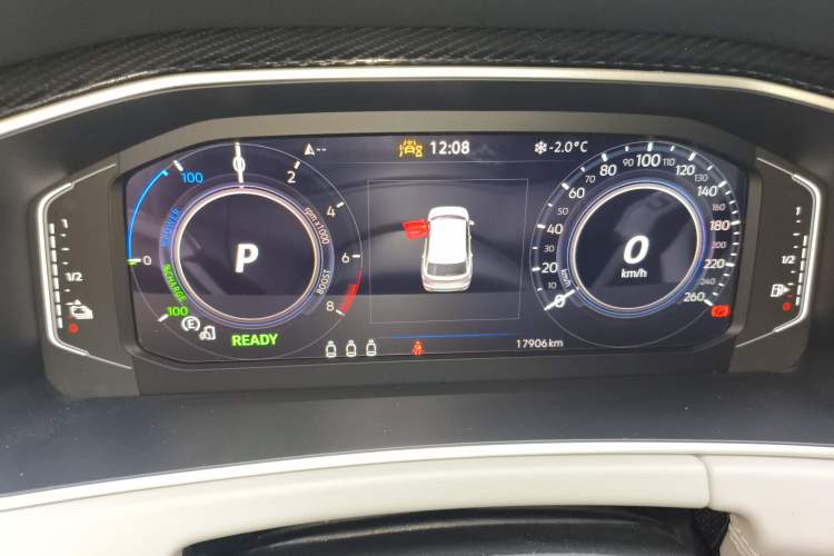 Used Volkswagen Tayron GTE Plug-in Hybrid 2023 280TSI 5th Anniversary Special Edition Instrument Cluster