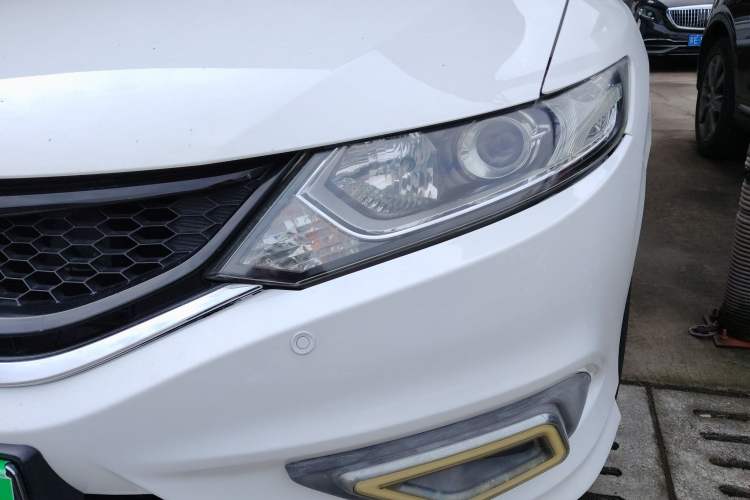 Used Honda Jade 2013 1.8L automatic Comfort version 5 seats