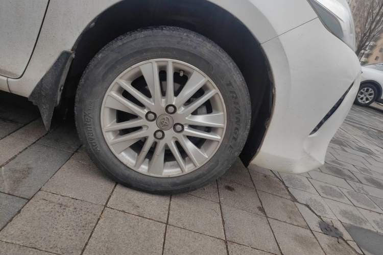 Used Toyota Vios 2017 1.5L CVT Innovation Edition Right Front Wheel Hub