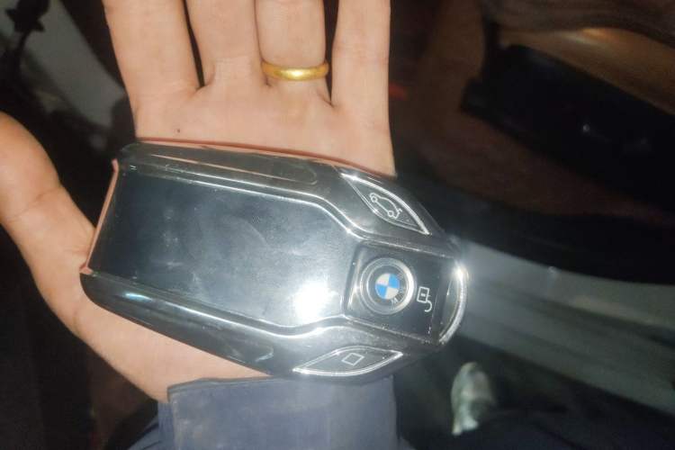 Used BMW X5 2020 xDrive40i 3.0T Standard Edition Middle East Vehicle Key