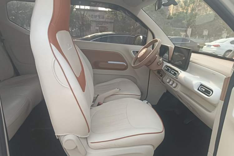 Used Wuling Hongguang MINIEV 2024 3rd Generation 215km Advanced Version