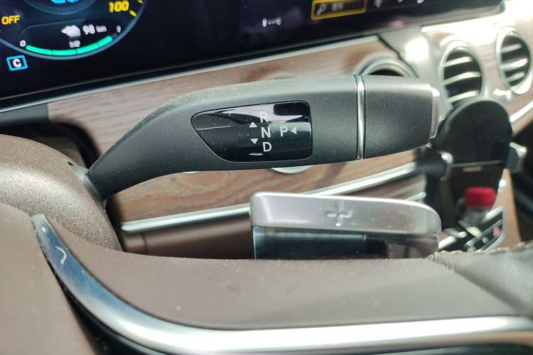 Used Mercedes-Benz E-Class New Energy 2021 E 350 e L Plug-in Hybrid Sedan Gear Lever