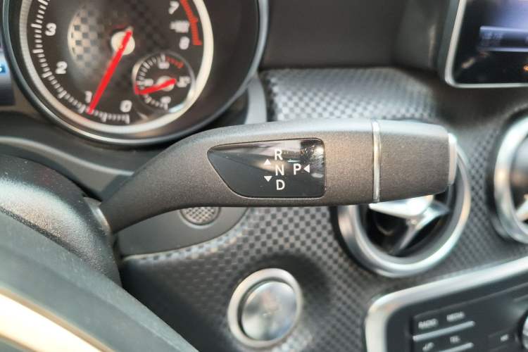 Used Mercedes-Benz A-Class 2018 A 200 Fashion Model Gear Lever