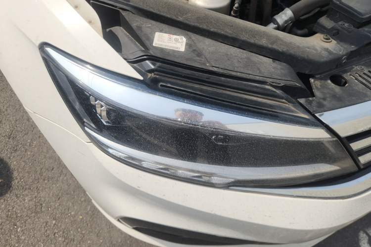 Used Volkswagen Lamando 2019 280TSI DSG Comfort Edition China VI standard Right Front Headlight