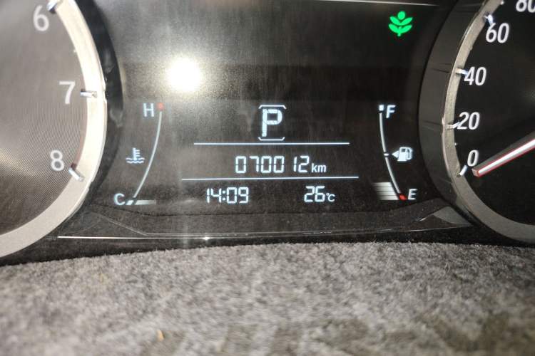 Used Honda UR-V 2017 370TURBO 2WD Prestige Edition China V Odometer Close Up