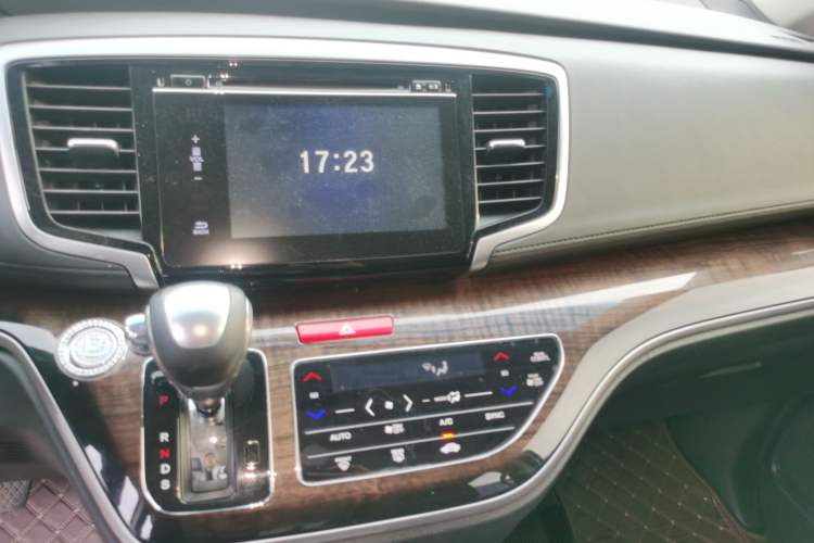 Used Honda Odyssey 2017 2.4L Smart Edition Audio And AC Panel