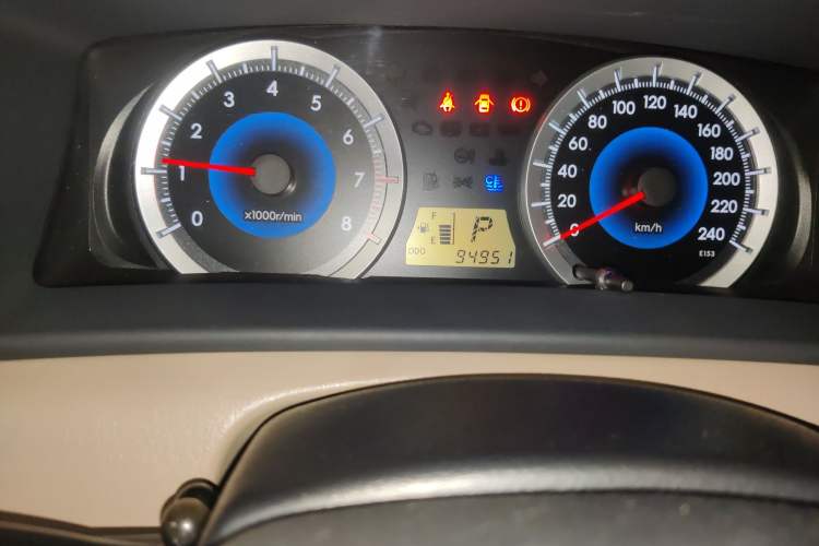 Used Toyota Corolla EX 2013 1.6L Automatic Luxury Edition