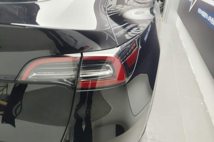 Used Tesla Model Y 2022 Rear-Wheel-Drive Version
