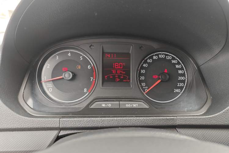 Used Volkswagen Jetta 2019 Dream Edition 1.4L Manual Fashion Version Instrument Cluster