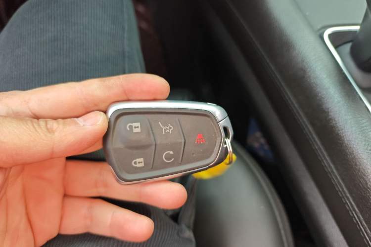 Used Cadillac XT5 2018 25T Luxury Model