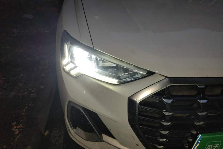 Used Audi Q3 2019 35 TFSI Advanced Dynamic Edition
