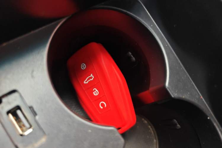 Used Geely Auto Emgrand GL 2019 1.4T CVT Elite Smart Edition Vehicle Key