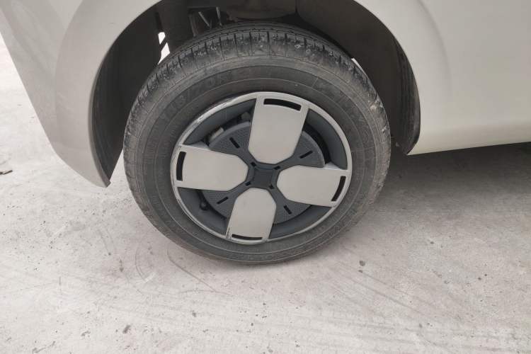 Used Wuling Air ev 2023 - Four Seats - Standard Edition