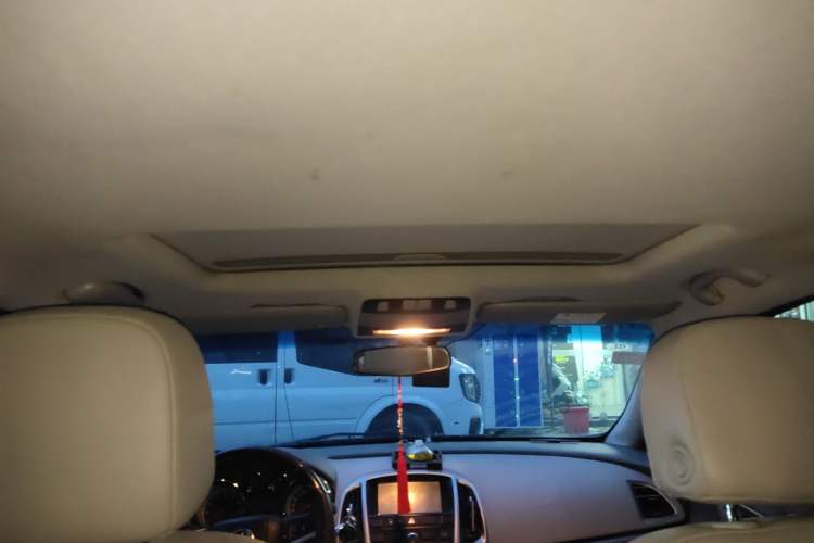 Used Buick GT 2014 XT 1.6L Manual Entry-Level Model
