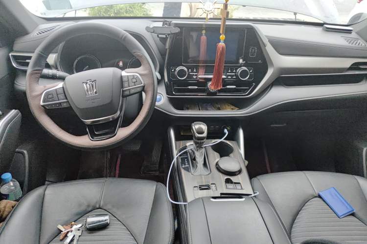 Used Toyota Crown Kluger 2021 2.5L HEV Four-Wheel Drive Luxury Edition Center Console