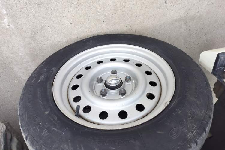 Used King Long Golden Way 2022 2.2L Jetway Van High Roof V22H Exterior 4