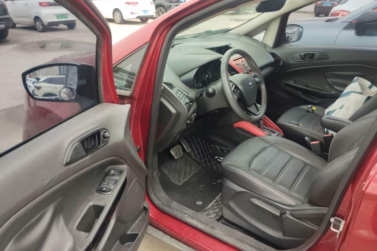 Used Ford EcoSport 2016 1.5L Automatic Sport Collection Edition Driver Seat