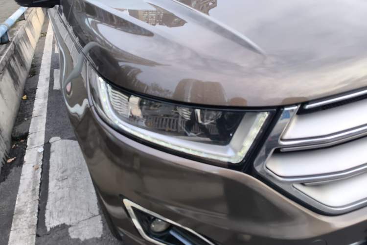 Used Ford Edge 2018 EcoBoost 245 Two-Wheel-Drive Titanium 7-Seater China V Standard
