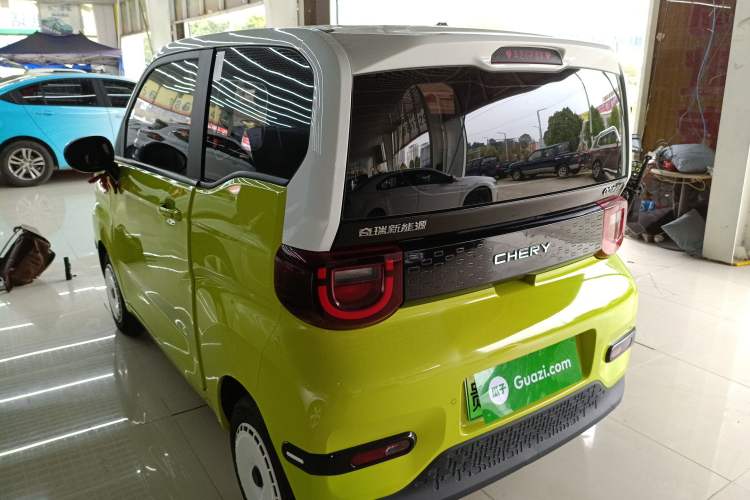 Used Chery QQ Ice Cream 2024 Youth Edition 205km Milkshake