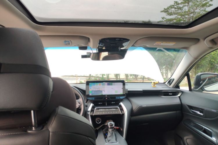 Used Toyota Venza 2023 2.5L Smart Electric Hybrid Dual-Drive Prestige Version Headliner