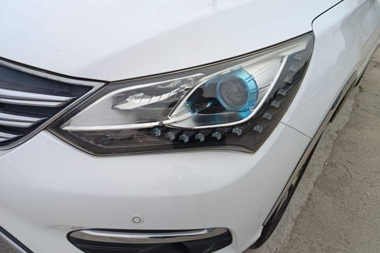 Used BYD Song 2018 1.5TID Automatic Smart Connect Prestige Model
